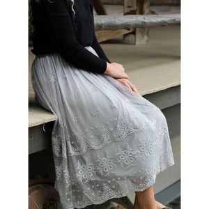 Beautiful grey lace skirt like new